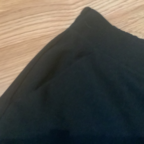 Black old navy joggers - Picture 2 of 5